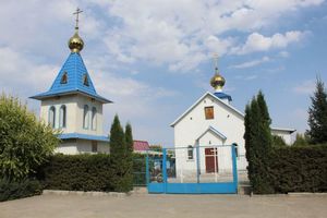 Храм во имя святого великомученика Димитрия Солунского (с. Сосновка)