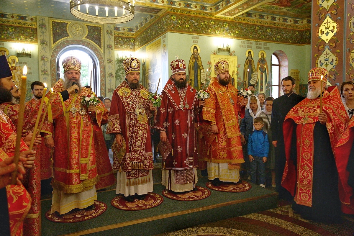 Епископ Даниил принял участие в соборном архиерейском богослужении в Пятигорске