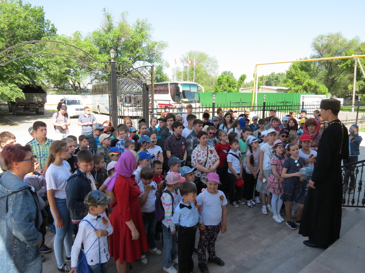 Ученики школы святого князя Владимира совершили поездку на Объединенную Российскую военную базу ОДКБ  «Кант»