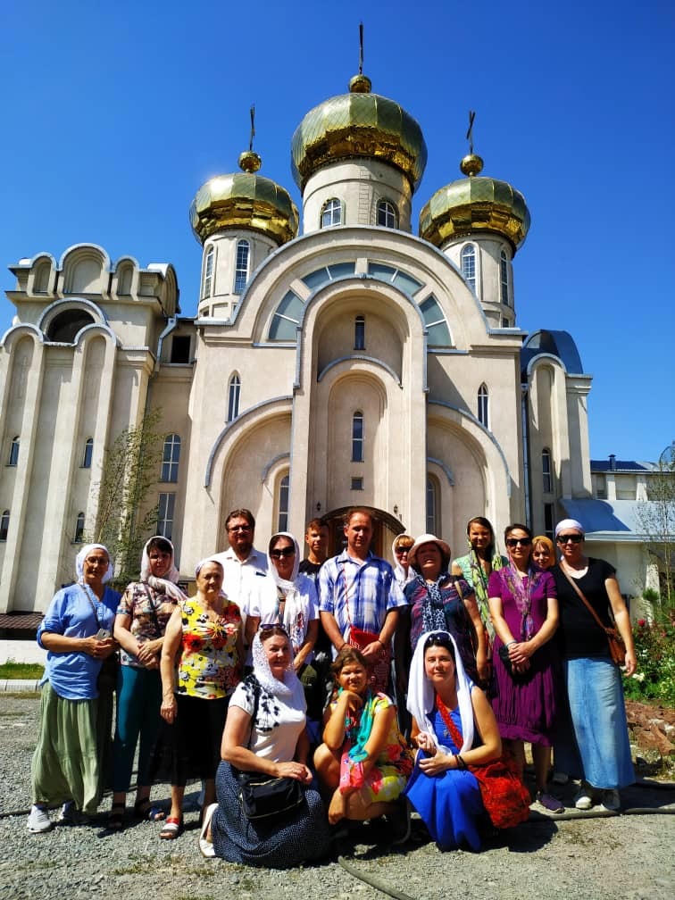 Казахстанские паломники в Кыргызстане