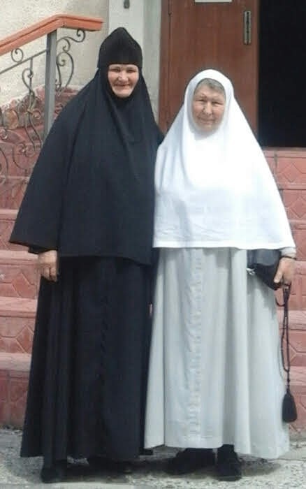 Благочинная Иверско-Серафимовского монастыря посетили Бишкекскую епархию