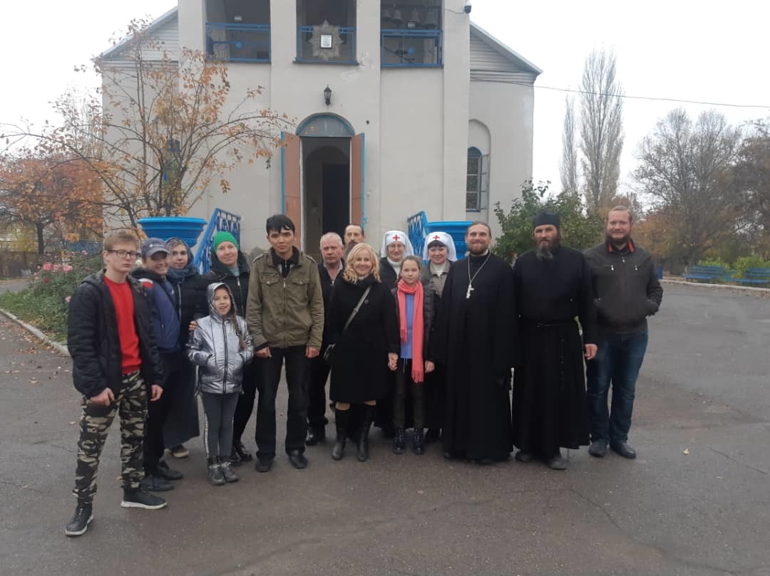 Православная молодежь в городе Кара-Балта: паломничество и благотворительность