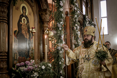Архиерейское богослужение во Владимирском соборе