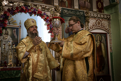 Епископ Савватий совершил Божественную литургию в храме во имя святого великомученика Димитрия Солунского в Таласе