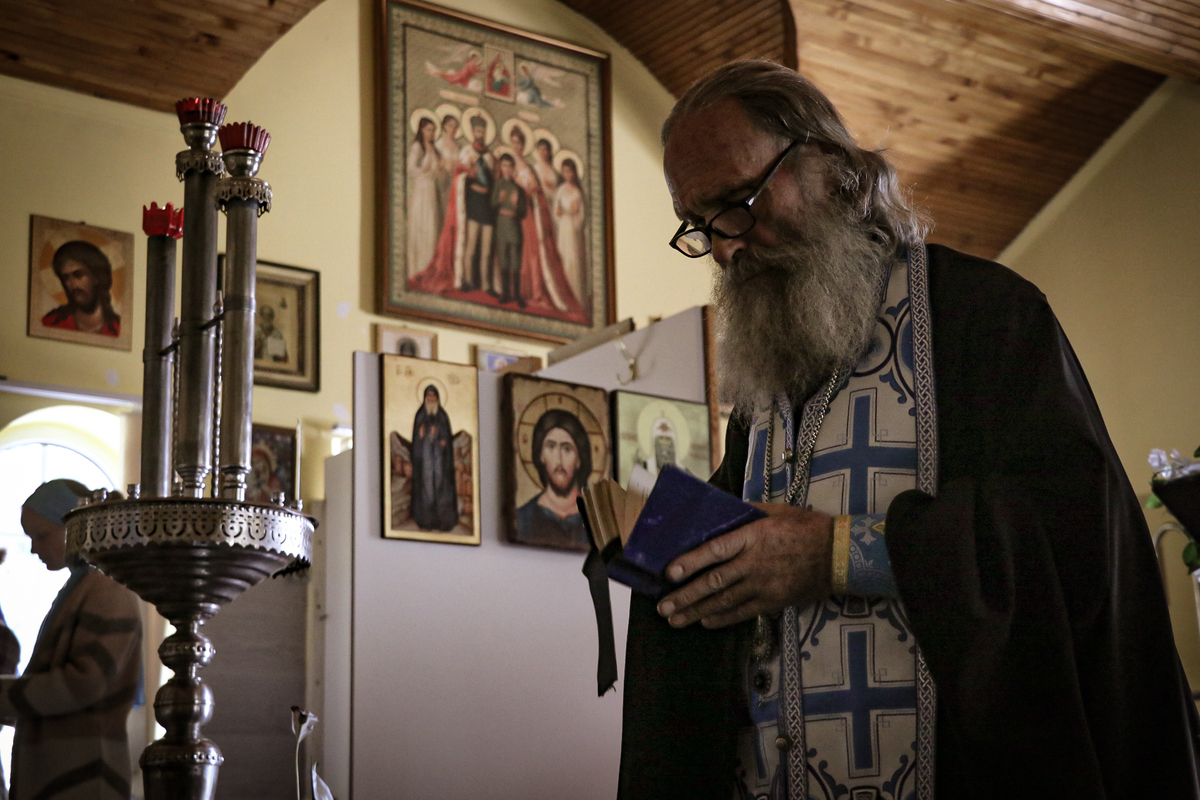 Епископ Савватий совершил Всенощное бдение в с. Воронцовка