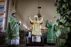 Всех православных христиан – с великим Праздником Пятидесятницы, днём Святой Троицы!