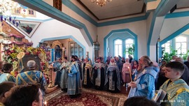 9 июля – день памяти Тихвинской иконы Божией Матери. Епископ Савватий совершил Божественную литургию в соборе Пресвятой Троицы 