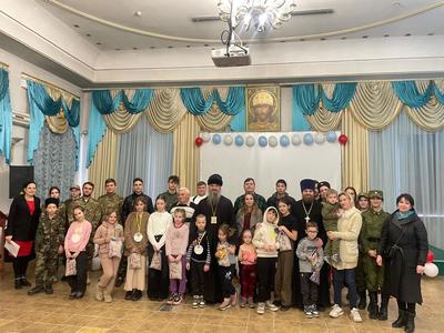 «Вся семья вместе – так и душа на месте»: в Воскресной школе прошел праздник, объединивший детей, родителей и гостей прихода