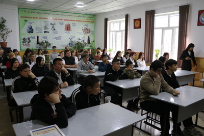 В школе города Кант прошел открытый урок «Нравственность – это твоя суперсила»