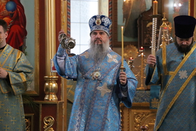 В канун Благовещения Пресвятой Богородицы епископ Савватий совершил всенощное бдение в кафедральном соборе