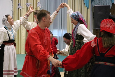 Вечерка в Бишкеке. Прикосновение к традиции