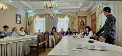 Педагоги епархиальных школ обсудили работу с родителями перед началом учебного года