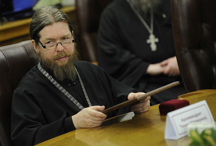 Епископ Тихон заявил о давлении на Патриаршую комиссию по «Екатеринбургским останкам»